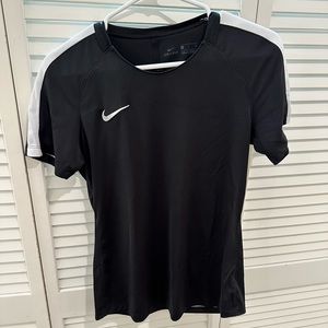 Nike Women’s Dri Fit T-shirt